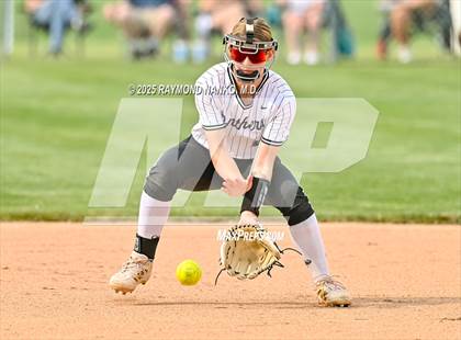 Thumbnail 3 in Yorktown vs. Western (IHSAA 3A Regional Championship)  photogallery.