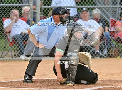 Thumbnail 3 in Yorktown vs. Western (IHSAA 3A Regional Championship)  photogallery.