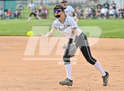 Thumbnail 2 in Yorktown vs. Western (IHSAA 3A Regional Championship)  photogallery.