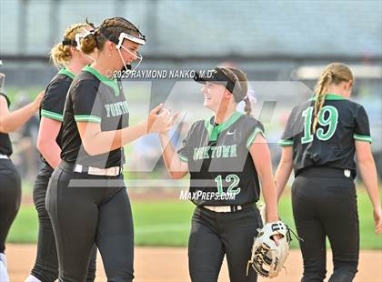 Thumbnail 2 in Yorktown vs. Western (IHSAA 3A Regional Championship)  photogallery.