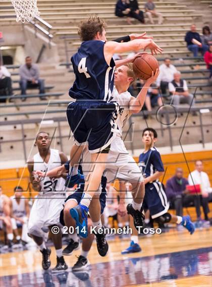 Thumbnail 3 in Central Catholic @ Clark photogallery.