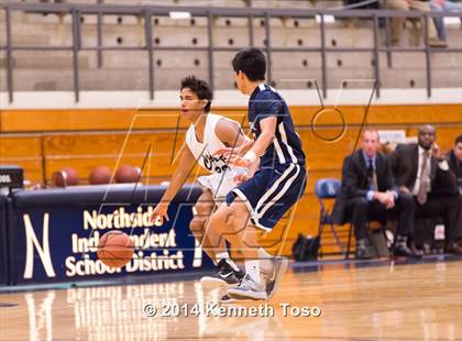 Thumbnail 3 in Central Catholic @ Clark photogallery.