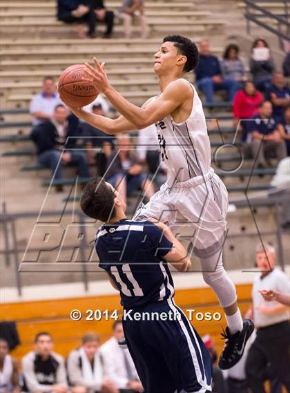 Thumbnail 3 in Central Catholic @ Clark photogallery.