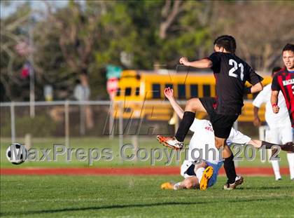 Thumbnail 2 in Bellaire vs MacArthur (Pearland Soccer Classic) photogallery.