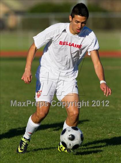 Thumbnail 2 in Bellaire vs MacArthur (Pearland Soccer Classic) photogallery.