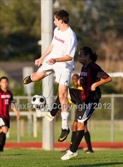 Thumbnail 2 in Bellaire vs MacArthur (Pearland Soccer Classic) photogallery.