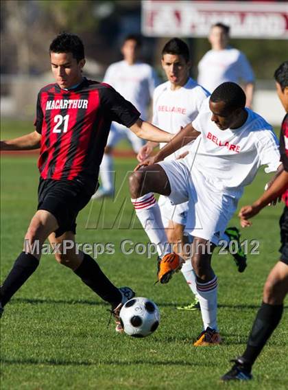 Thumbnail 1 in Bellaire vs MacArthur (Pearland Soccer Classic) photogallery.