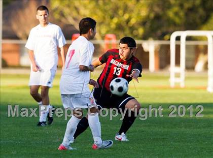 Thumbnail 1 in Bellaire vs MacArthur (Pearland Soccer Classic) photogallery.