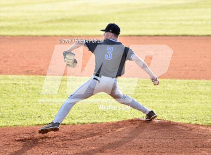 Thumbnail 3 in Fort Mill @ Mann (SCHSL AAAAA District Playoff) photogallery.