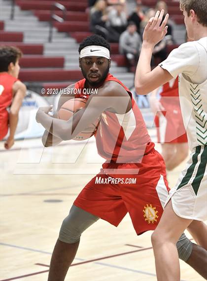 Thumbnail 2 in Thousand Oaks vs. Palm Desert (Rancho Mirage Holiday Invitational) photogallery.