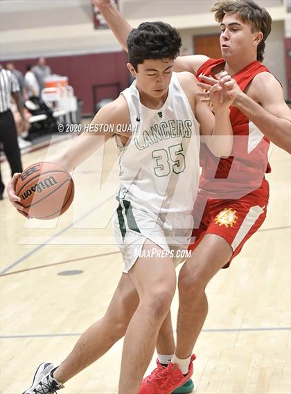 Thumbnail 1 in Thousand Oaks vs. Palm Desert (Rancho Mirage Holiday Invitational) photogallery.