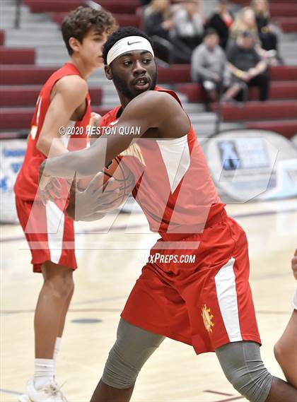 Thumbnail 3 in Thousand Oaks vs. Palm Desert (Rancho Mirage Holiday Invitational) photogallery.