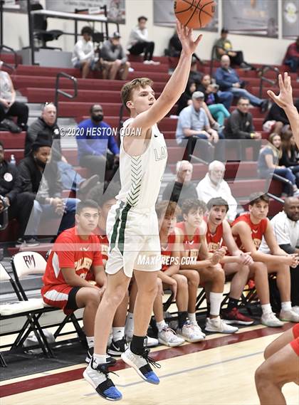 Thumbnail 3 in Thousand Oaks vs. Palm Desert (Rancho Mirage Holiday Invitational) photogallery.