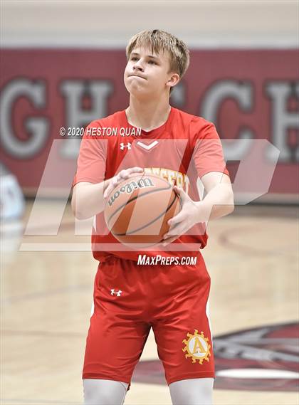 Thumbnail 3 in Thousand Oaks vs. Palm Desert (Rancho Mirage Holiday Invitational) photogallery.