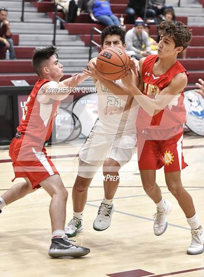 Thumbnail 1 in Thousand Oaks vs. Palm Desert (Rancho Mirage Holiday Invitational) photogallery.