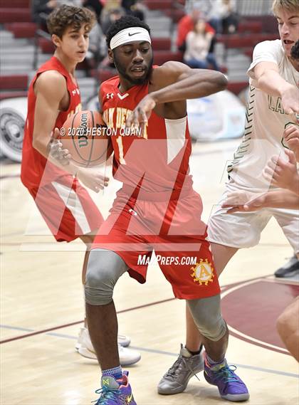 Thumbnail 3 in Thousand Oaks vs. Palm Desert (Rancho Mirage Holiday Invitational) photogallery.