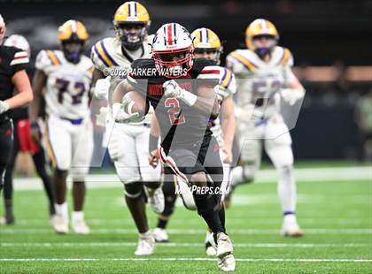 Thumbnail 1 in Lutcher @ North DeSoto (LHSAA Division II Non-Select Final) photogallery.