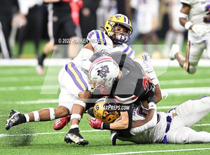 Thumbnail 1 in Lutcher @ North DeSoto (LHSAA Division II Non-Select Final) photogallery.