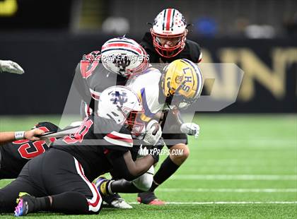 Thumbnail 3 in Lutcher @ North DeSoto (LHSAA Division II Non-Select Final) photogallery.