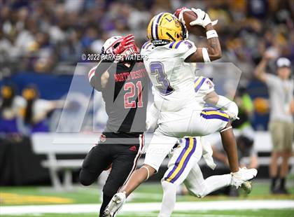 Thumbnail 1 in Lutcher @ North DeSoto (LHSAA Division II Non-Select Final) photogallery.