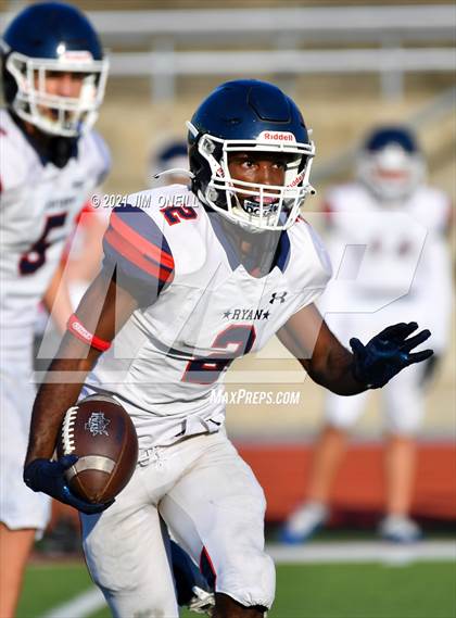 Thumbnail 3 in Ryan @ Coppell (B Teams) photogallery.