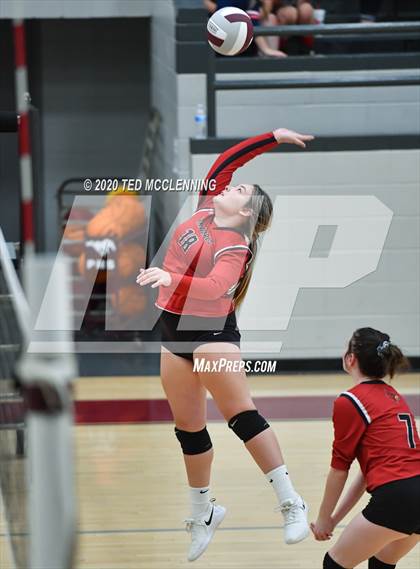Thumbnail 3 in Harmony Grove @ Perryville photogallery.