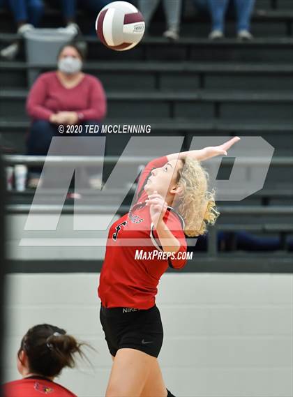 Thumbnail 2 in Harmony Grove @ Perryville photogallery.