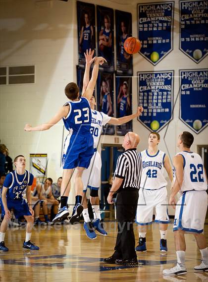 Thumbnail 3 in Covington Catholic @ Highlands photogallery.