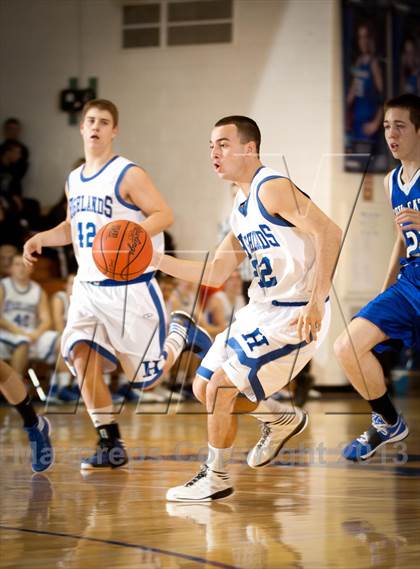 Thumbnail 2 in Covington Catholic @ Highlands photogallery.