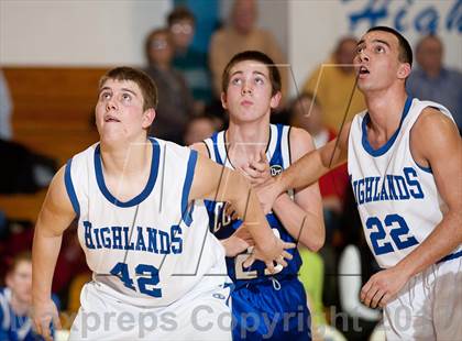 Thumbnail 3 in Covington Catholic @ Highlands photogallery.