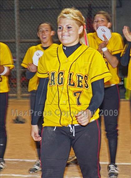 Thumbnail 3 in Etiwanda vs. Vista Murrieta (CIF SS D2 Final) photogallery.
