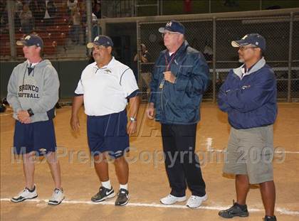 Thumbnail 3 in Etiwanda vs. Vista Murrieta (CIF SS D2 Final) photogallery.