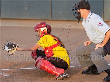 Thumbnail 2 in Etiwanda vs. Vista Murrieta (CIF SS D2 Final) photogallery.