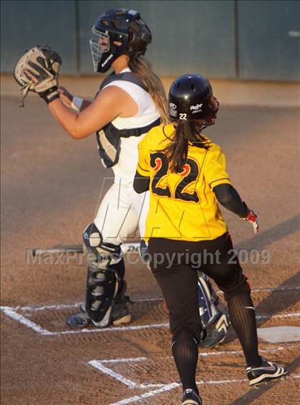 Thumbnail 1 in Etiwanda vs. Vista Murrieta (CIF SS D2 Final) photogallery.