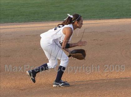 Thumbnail 2 in Etiwanda vs. Vista Murrieta (CIF SS D2 Final) photogallery.