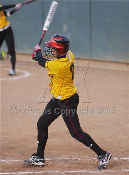 Thumbnail 1 in Etiwanda vs. Vista Murrieta (CIF SS D2 Final) photogallery.
