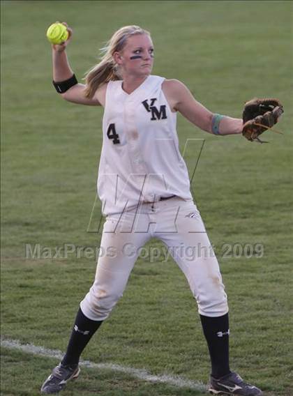 Thumbnail 1 in Etiwanda vs. Vista Murrieta (CIF SS D2 Final) photogallery.