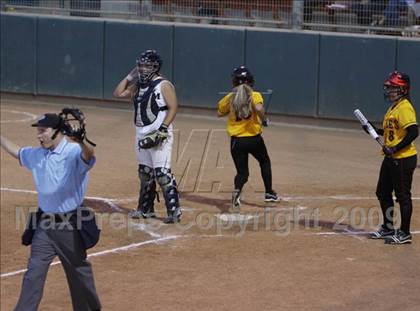 Thumbnail 2 in Etiwanda vs. Vista Murrieta (CIF SS D2 Final) photogallery.