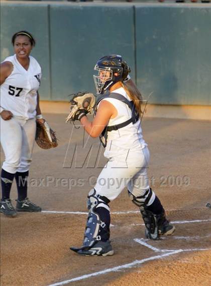Thumbnail 1 in Etiwanda vs. Vista Murrieta (CIF SS D2 Final) photogallery.
