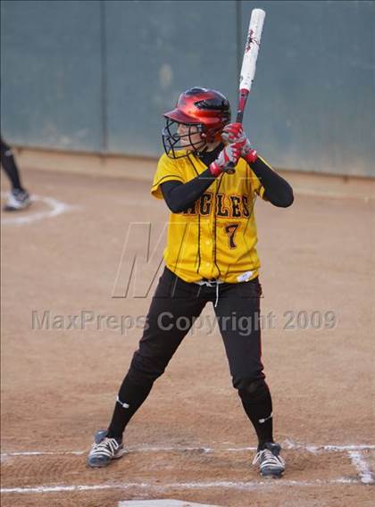 Thumbnail 3 in Etiwanda vs. Vista Murrieta (CIF SS D2 Final) photogallery.