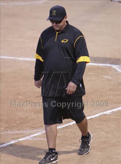 Thumbnail 1 in Etiwanda vs. Vista Murrieta (CIF SS D2 Final) photogallery.