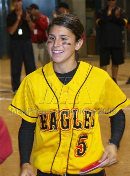 Thumbnail 3 in Etiwanda vs. Vista Murrieta (CIF SS D2 Final) photogallery.