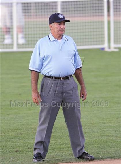 Thumbnail 2 in Etiwanda vs. Vista Murrieta (CIF SS D2 Final) photogallery.