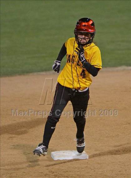 Thumbnail 1 in Etiwanda vs. Vista Murrieta (CIF SS D2 Final) photogallery.
