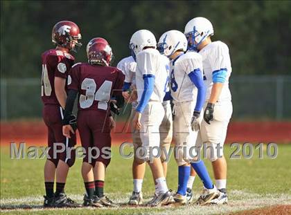 Thumbnail 1 in Farmington vs Hall photogallery.