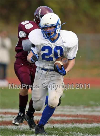 Thumbnail 1 in Farmington vs Hall photogallery.