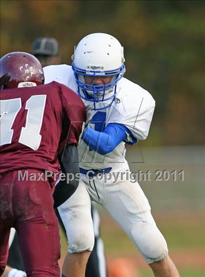 Thumbnail 1 in Farmington vs Hall photogallery.