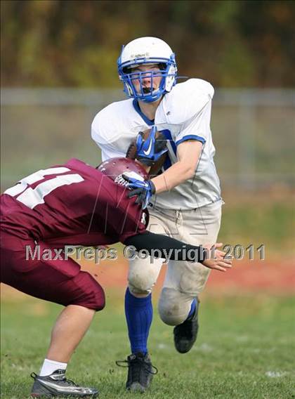 Thumbnail 1 in Farmington vs Hall photogallery.