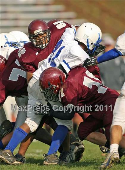 Thumbnail 2 in Farmington vs Hall photogallery.
