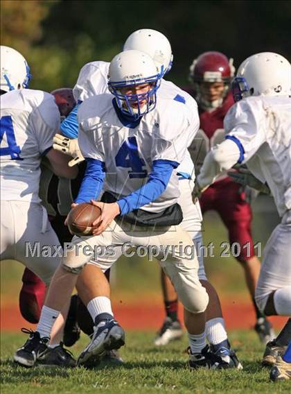 Thumbnail 2 in Farmington vs Hall photogallery.